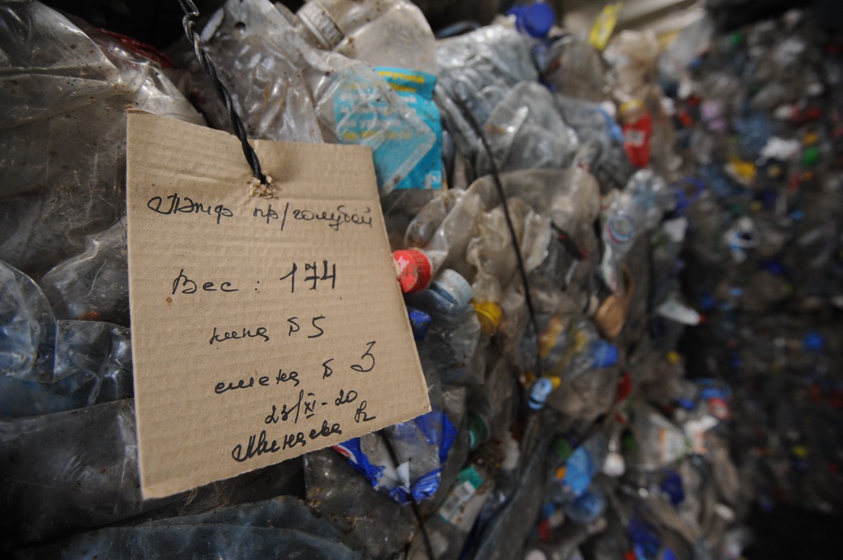 Жизнь без пластика: чем полезен для столицы отказ от одноразовой посуды