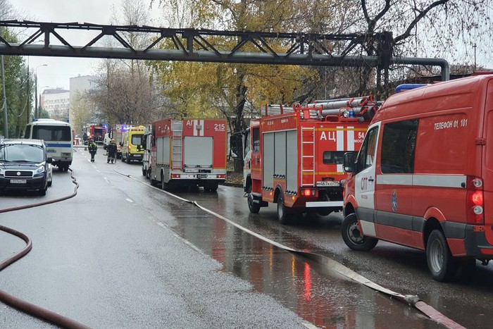 Детей эвакуировали из загоревшегося детсада на юге Москвы