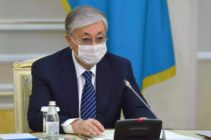 Токаев заявил о планах на строительство завода по производству вакцины РФ от COVID в Казахстане