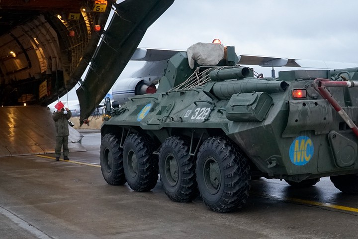 Российские миротворцы разминировали свыше 12 гектаров в столице Карабаха