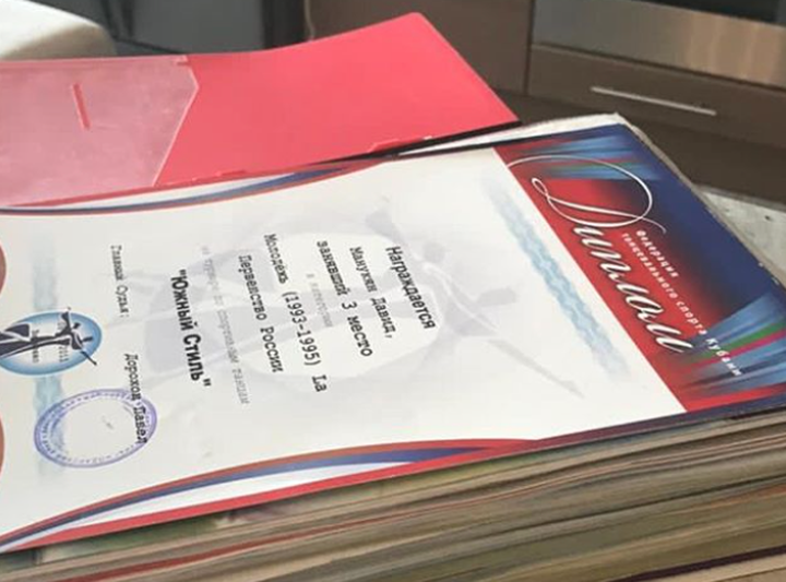 «Моя жизнь»: Манукян похвастался достижениями в области бальных танцев