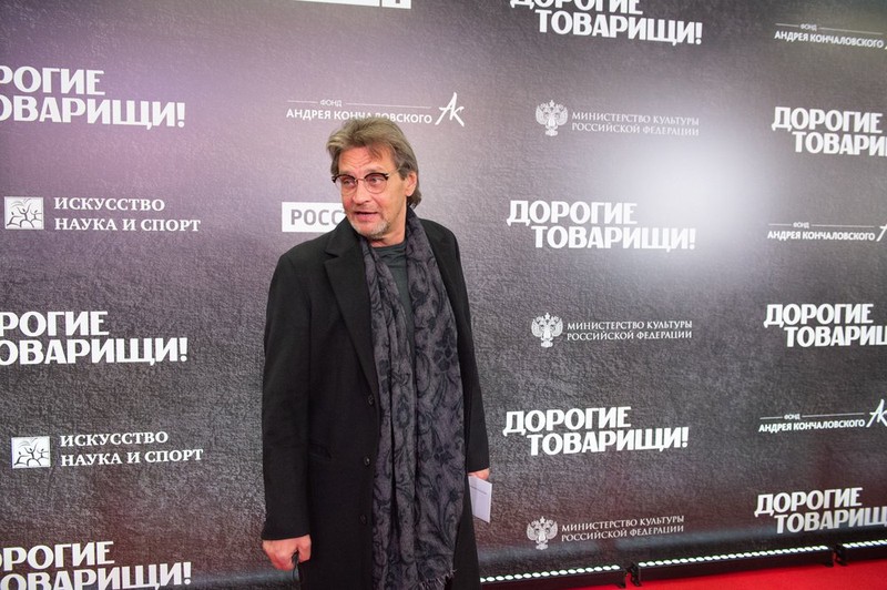 «Очень похожи!»: поклонники оценили внешность сына Домогарова