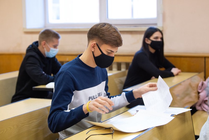 Студенты московских вузов будут учиться удаленно до 6 февраля 2021 года