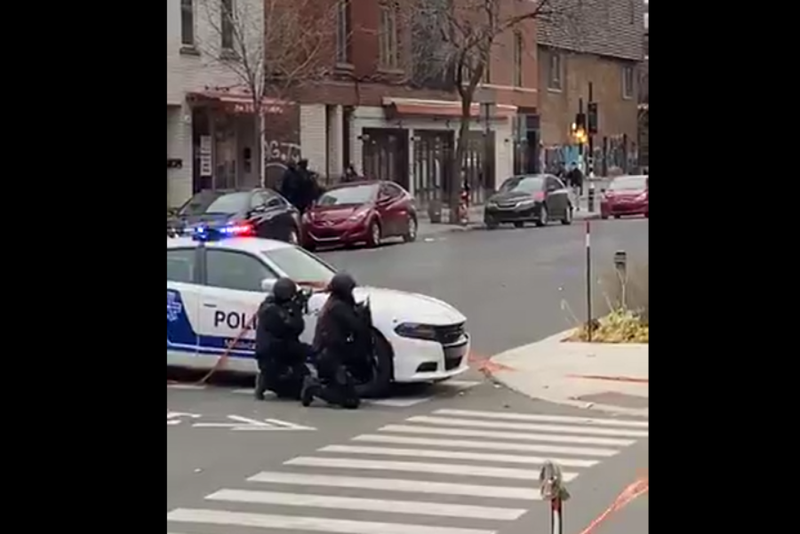 СМИ: Полиция проводит спецоперацию в Монреале после сообщений о захвате заложников