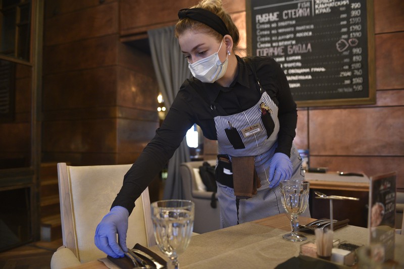 В Москве отменяют ограничения на ночную работу ресторанов и клубов