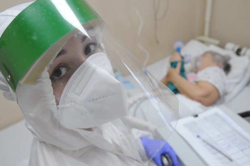 В России за сутки выявили 24 092 новых случая коронавируса
