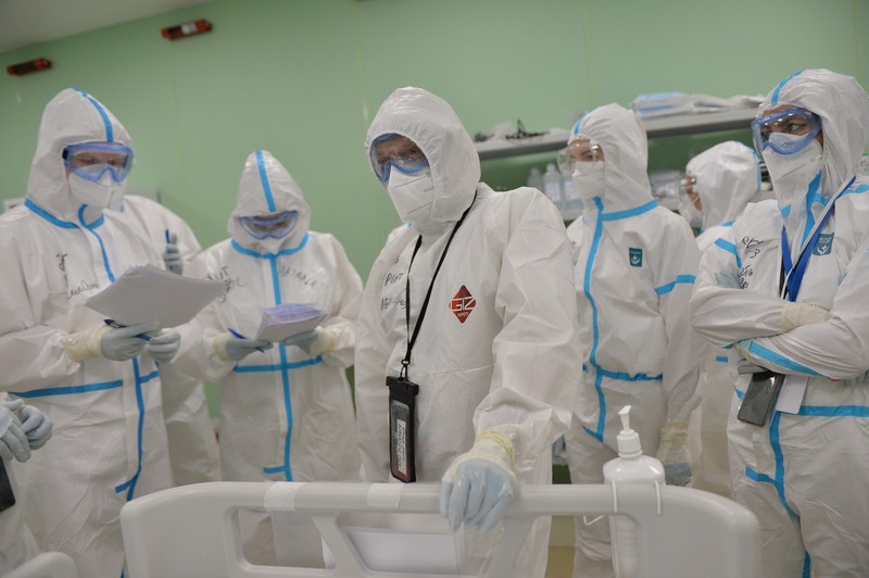 В Москве выявили 2897 новых случаев коронавируса за сутки