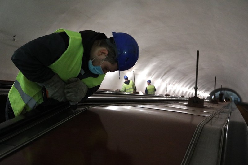 Конструкции самого длинного эскалатора в Москве смонтировали на станции БКЛ «Марьина Роща»