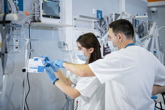 Ученые назвали самый частый источник заражения коронавирусом