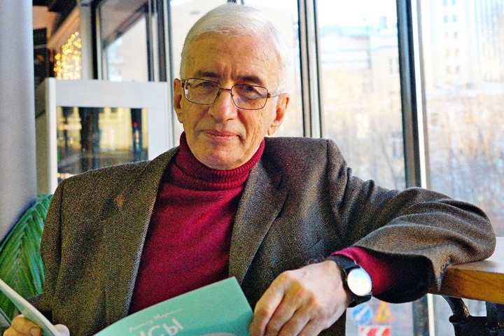 Профессор МГУ с мировым именем представил две новые книги для детей