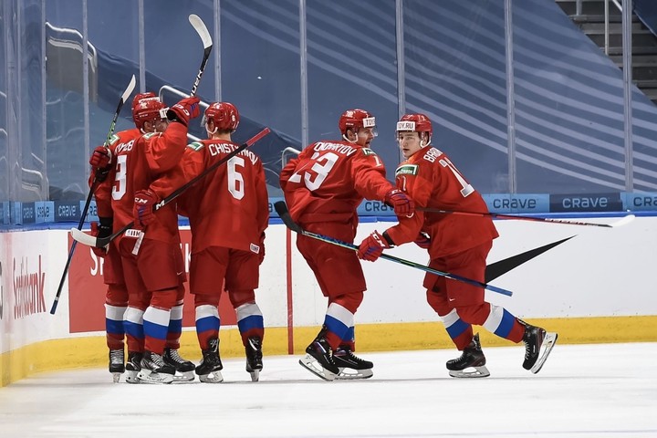 Российские хоккеисты разгромили Австрию и выходят в четвертьфинал МЧМ