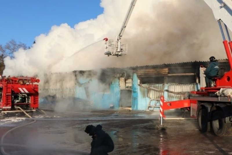 Пожар в аэропорту Благовещенска потушили