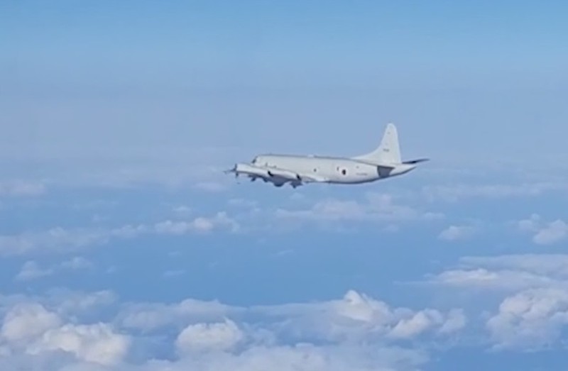 Появилось видео перехвата самолета ВВС Японии российским Су-30 над Охотским морем