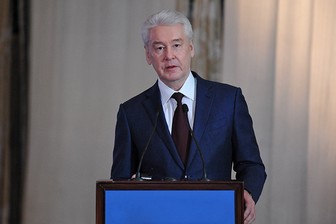Сергей Собянин: Около 200 тысяч человек получили первую дозу вакцины от COVID в Москве