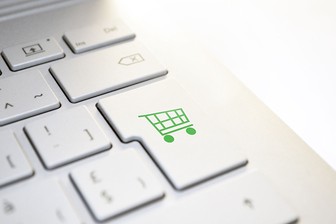 Интерес к офлайн-бизнесу упал из-за онлайн-продаж на фоне пандемии