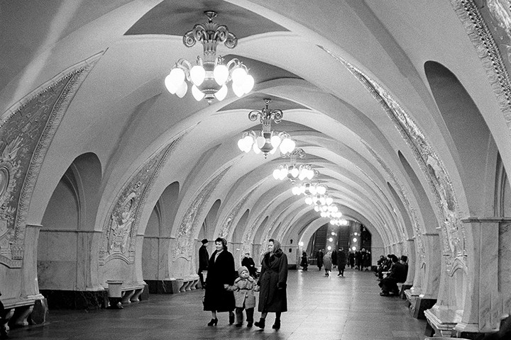 Как в 1959 году московское метро делали комфортнее