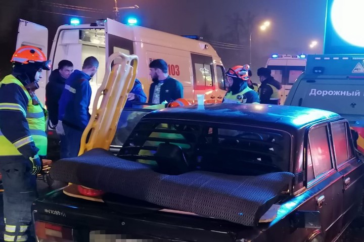Два автомобиля столкнулись на Варшавском шоссе