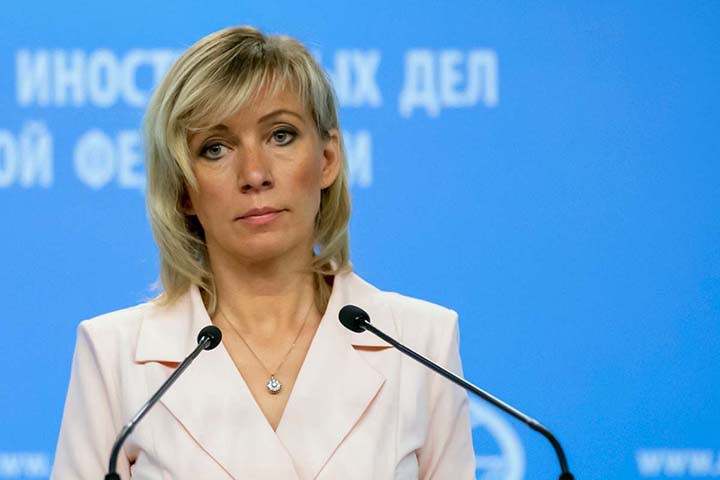 «Странно, что не русские хакеры»: Мария Захарова пошутила про причину падения Байдена