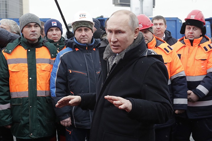 Владимир Путин принял участие в открытии транспортной развязки в Химках