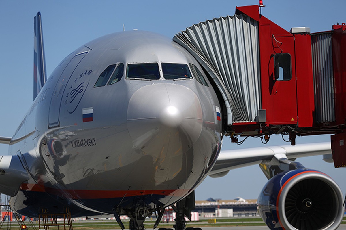 Прибывший в Москву из-за неполадок самолета глава МИД Швейцарии прервет поездку в КНР
