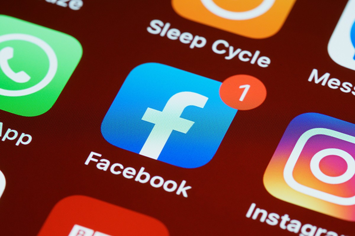 Пользователи Instagram, WhatsApp и Facebook вновь жалуются на сбой в их работе