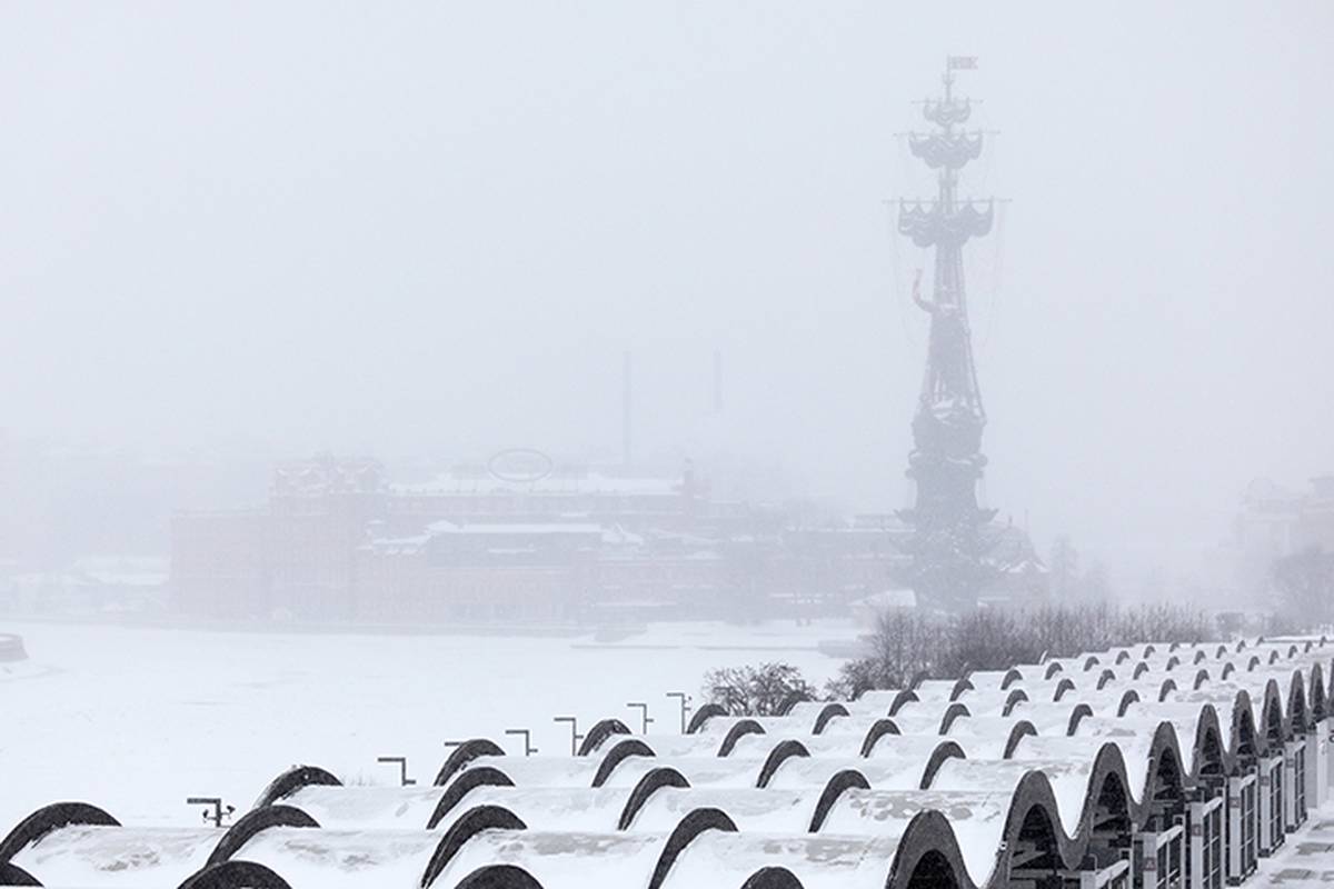 Москвичей предупредили о «желтом» уровне опасности из-за мокрого снега