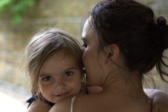 Правила начисления детских пособий изменились в России