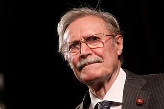 Юрия Соломина выписали из больницы