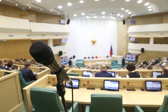 Совет Федерации одобрил введение штрафов за неисполнение закона о суверенном Рунете