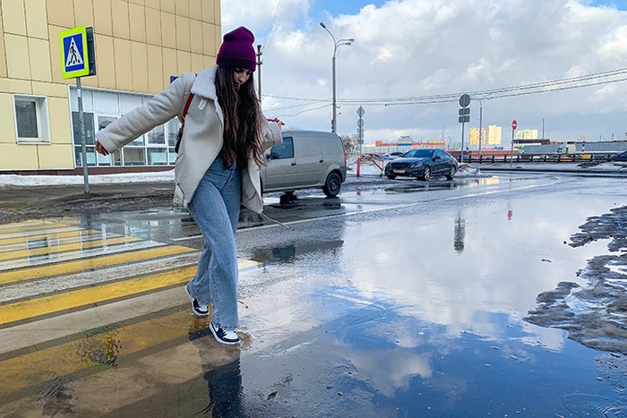 Москвичам рассказали, куда обращаться при подтоплениях