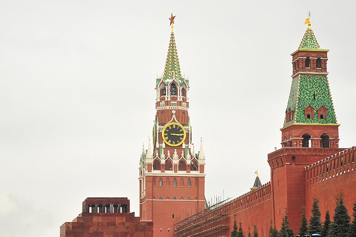В Кремле оценили вероятность отключения России от SWIFT