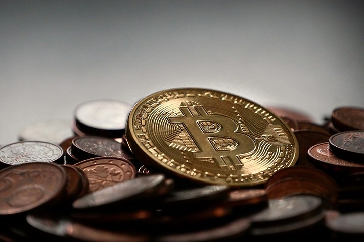 Стоимость биткоина превысила 51 тысячу долларов