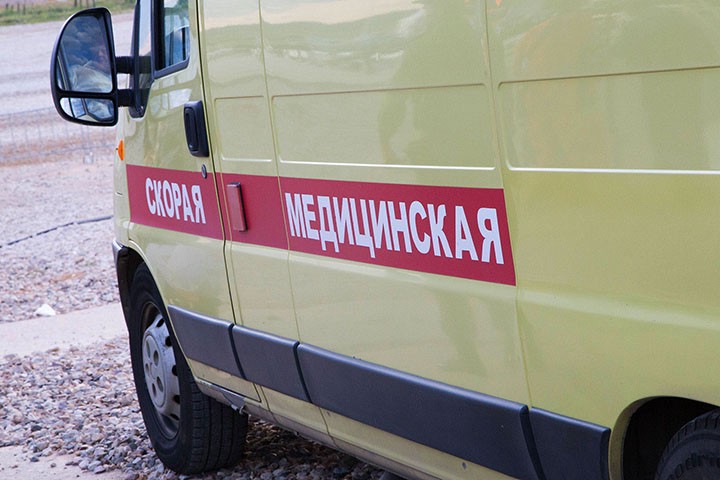 Спасатели вытащили из «газели» зажатого после ДТП на МКАД человека