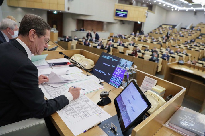 Госдума поддержала проект о штрафах до 500 тысяч рублей за угрозы должникам