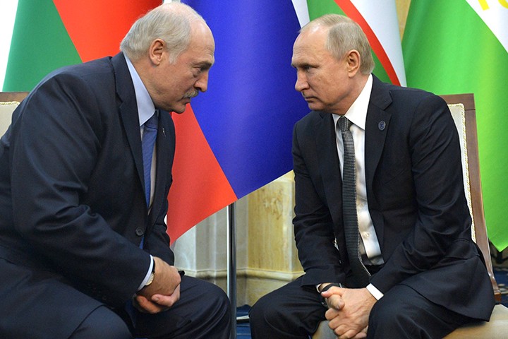 Лукашенко заявил, что встретится с Путиным в апреле
