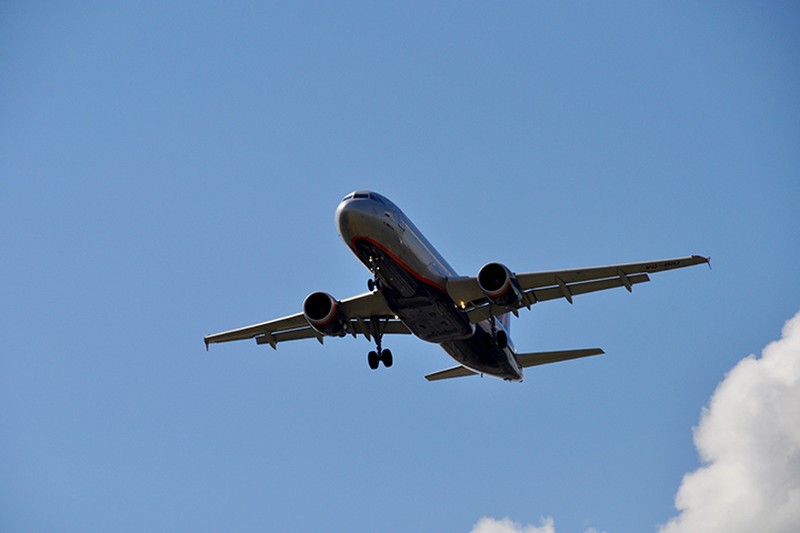 СМИ: Следовавший из Москвы в Амстердам лайнер возвращается в столичный аэропорт