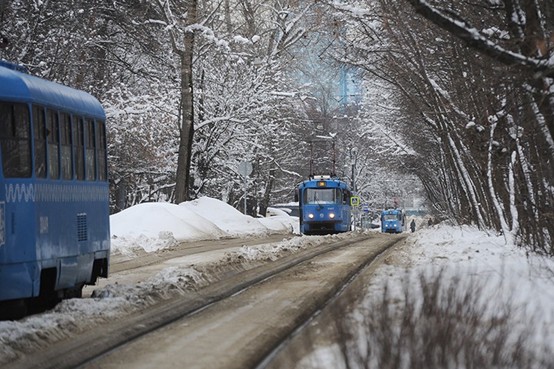 Движение трамваев затруднено на шоссе Энтузиастов в Москве