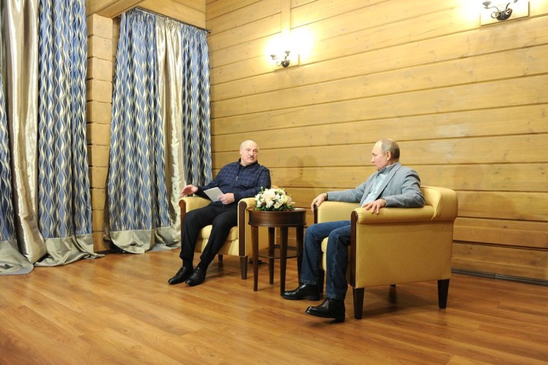 Путин поднял тему задержанной в Белоруссии россиянки на встрече с Лукашенко