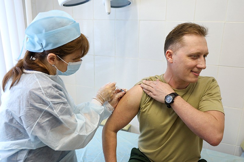 В Москве стартовала вакцинация добровольцев в рамках исследования вакцины «Спутник Лайт»