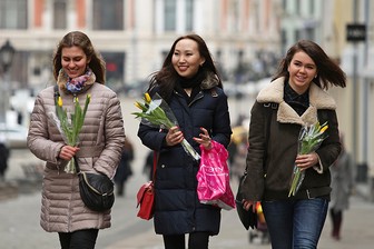 «Цветочная» риторика: россиянам напомнили об истинном значении 8 Марта