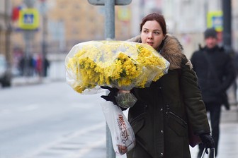 Врачи назвали худшие цветы для подарка женщинам на 8 Марта