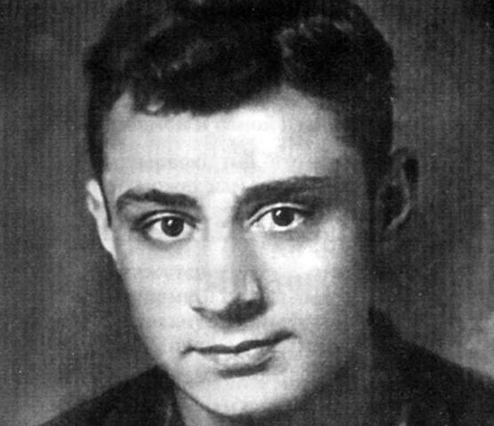 Поэт Асадов Стихи О Новом Годе Текст