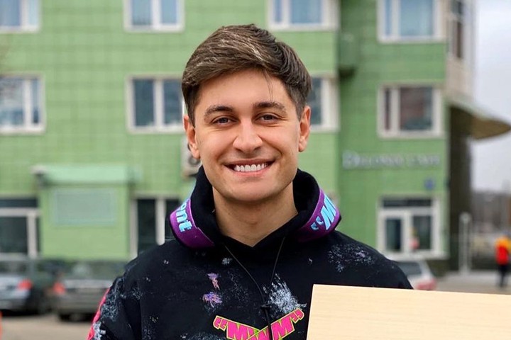 «Скоро поедешь ты»: Киркоров захотел отправить Даву на Евровидение