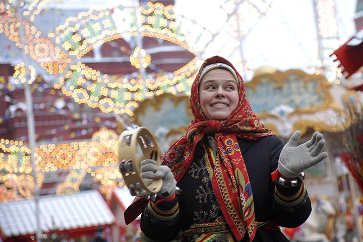 Традиции и народные песни: парки Москвы подготовили онлайн-программу на Масленичную неделю