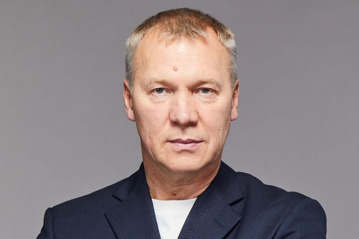 «Закален уральской ночью»: актер Анатолий Журавлев о спонтанных поступках и мужских качествах