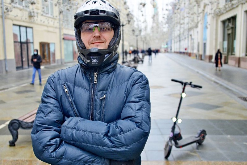 Москвичи все чаще отказываются от автомобилей и отдают предпочтение электрокарам, велосипедам