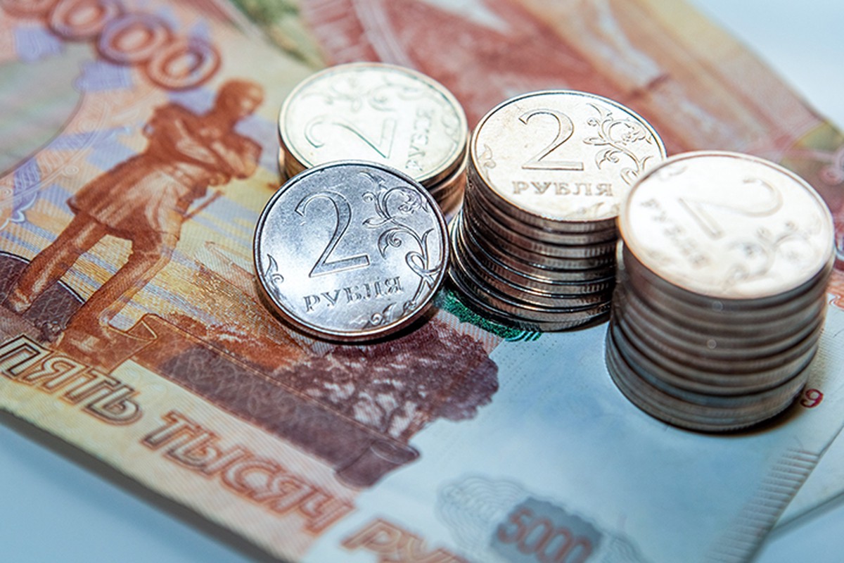 Финансовый аналитик рассказал, что будет с курсом рубля в сентябре