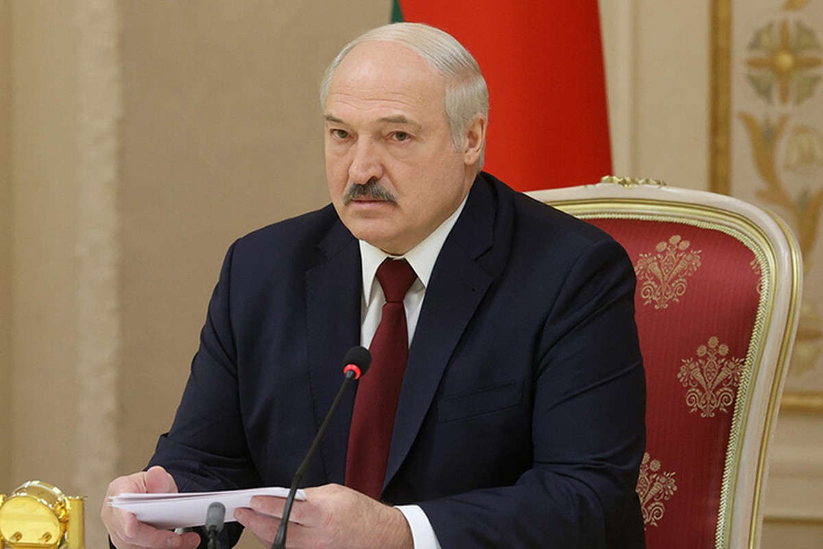 Править вечно: почему Лукашенко передал часть полномочий правительству