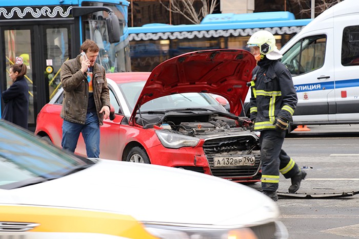 Движение автобусов по внешней стороне Садового кольца восстановили после ДТП