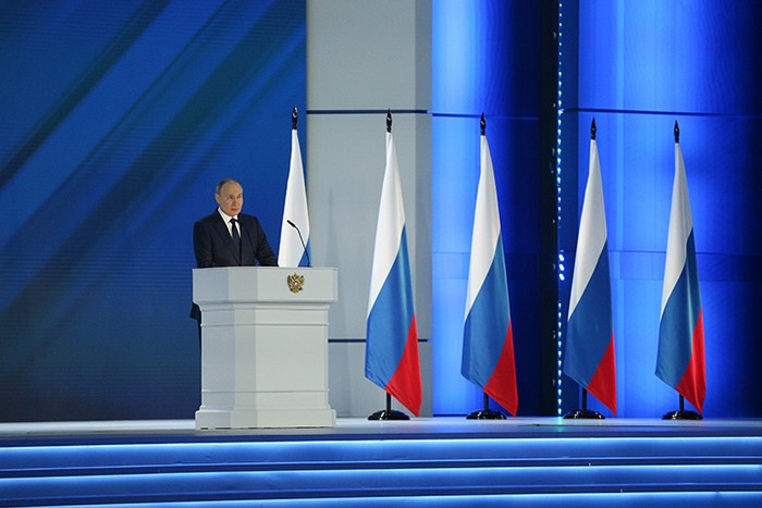 Путин: Россия будет отстаивать свои интересы в рамках международного права